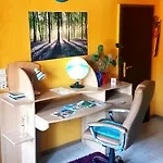 Апартаменты Monteurwohnung Aroba *