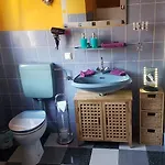 Апартаменты Monteurwohnung Aroba